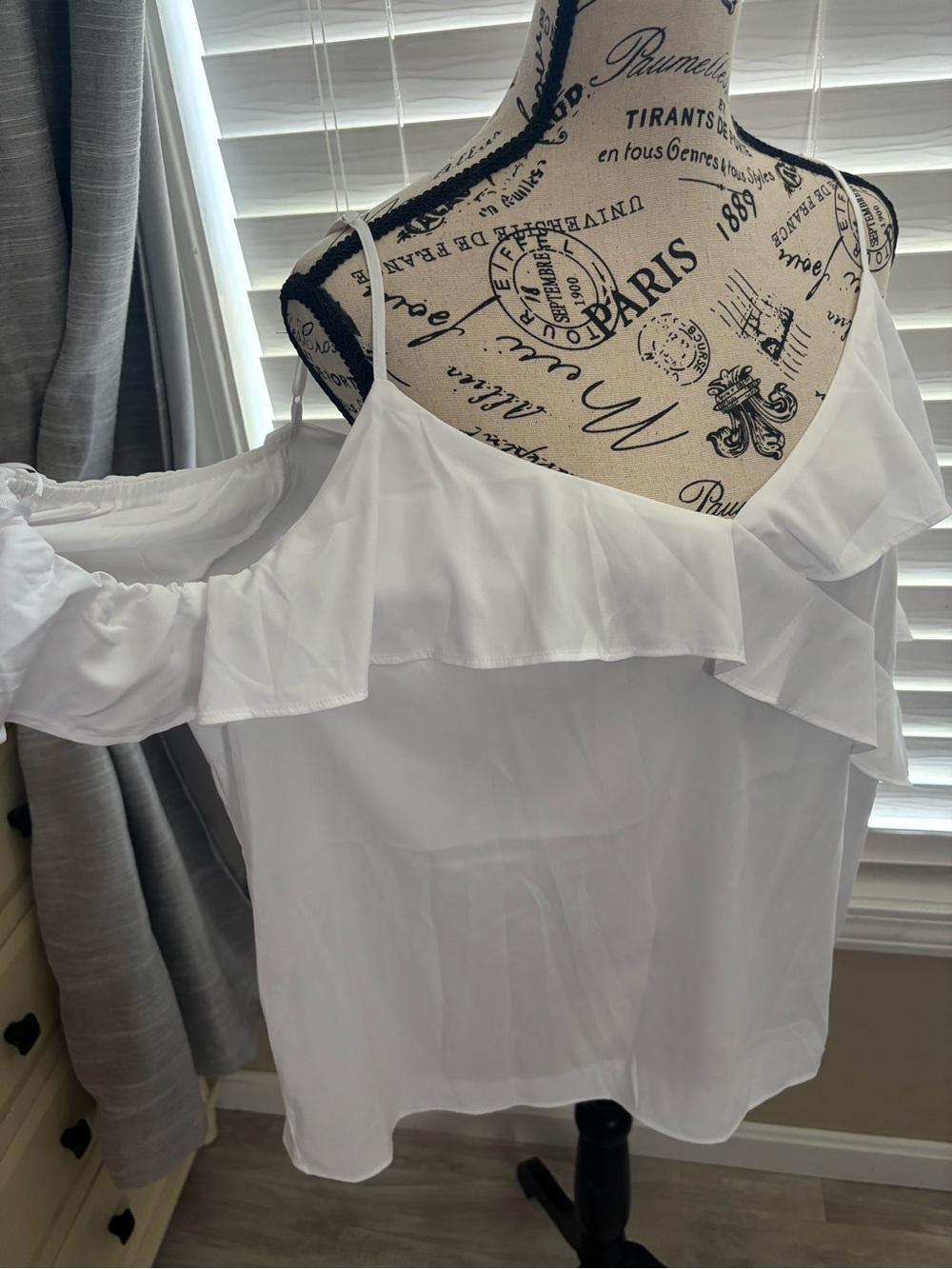 Express White Cold-Shoulder Ruffle Blouse - Picture 2 of 5